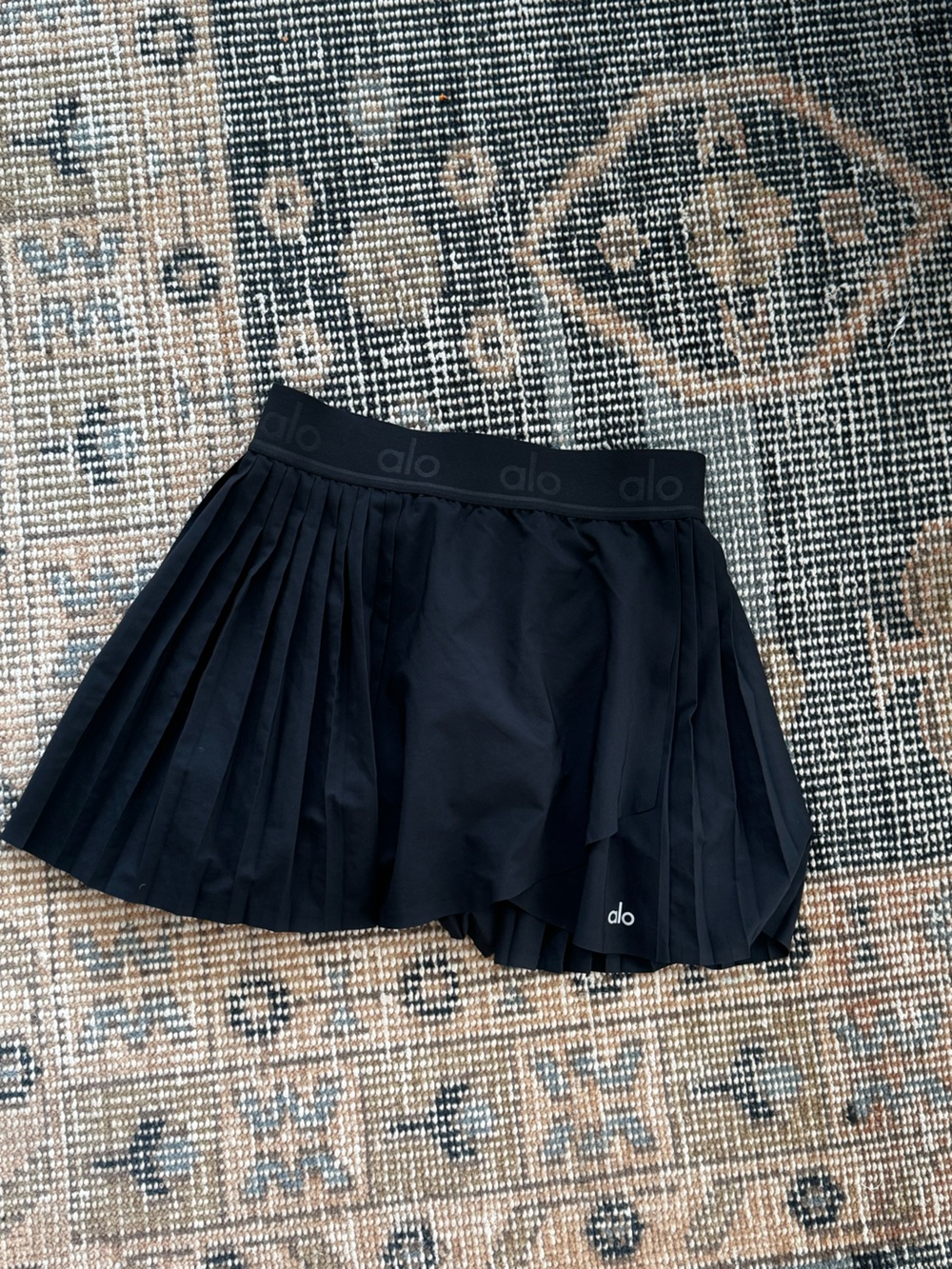 ALO Yoga Black Pleated Skater Skort
